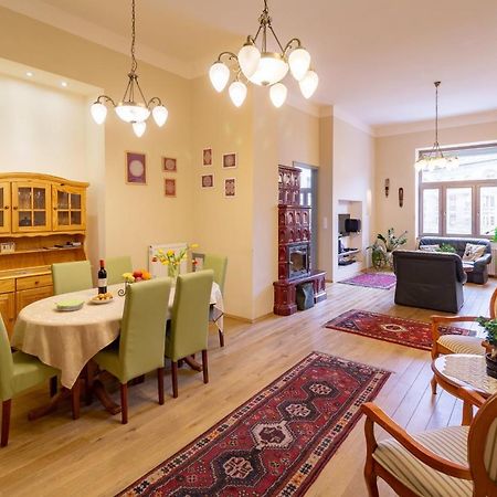 Jewel In Buda Apartment Budapest Bagian luar foto