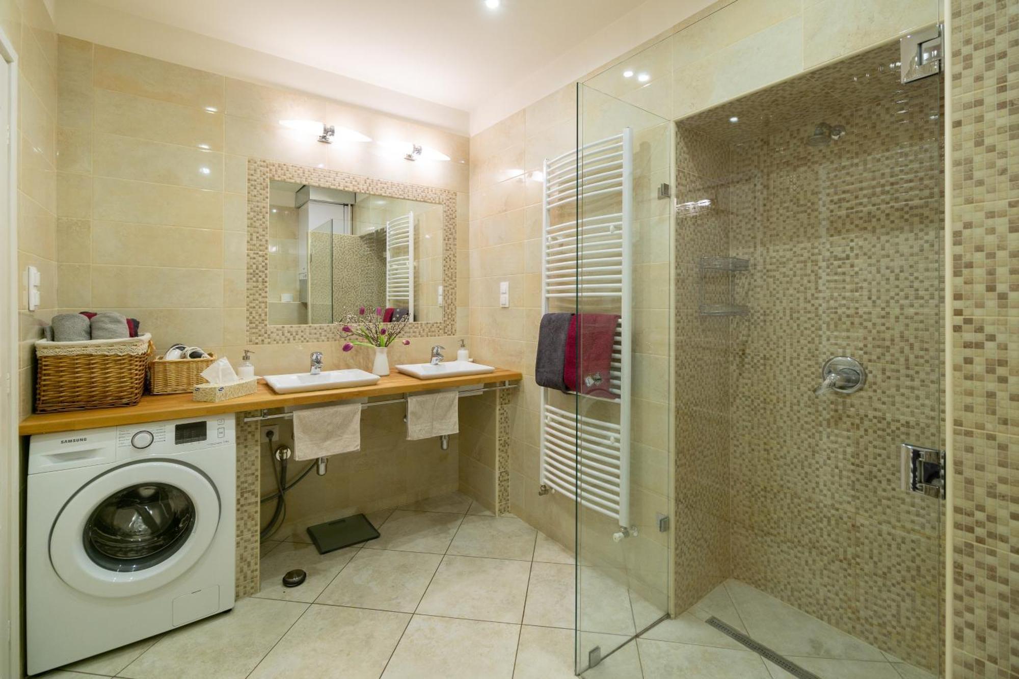 Jewel In Buda Apartment Budapest Bagian luar foto