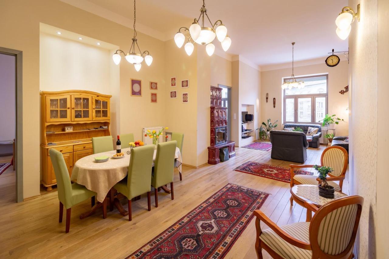 Jewel In Buda Apartment Budapest Bagian luar foto