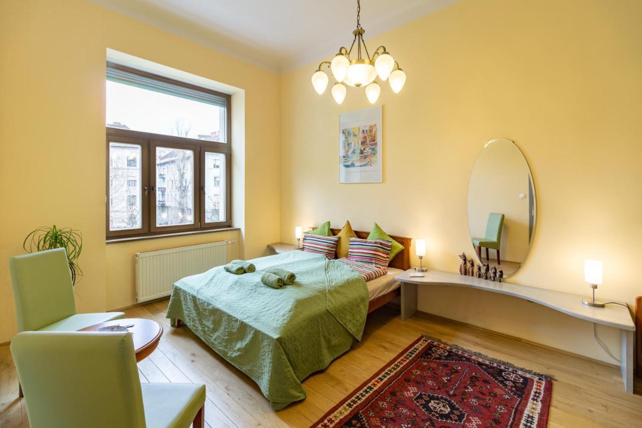 Jewel In Buda Apartment Budapest Bagian luar foto