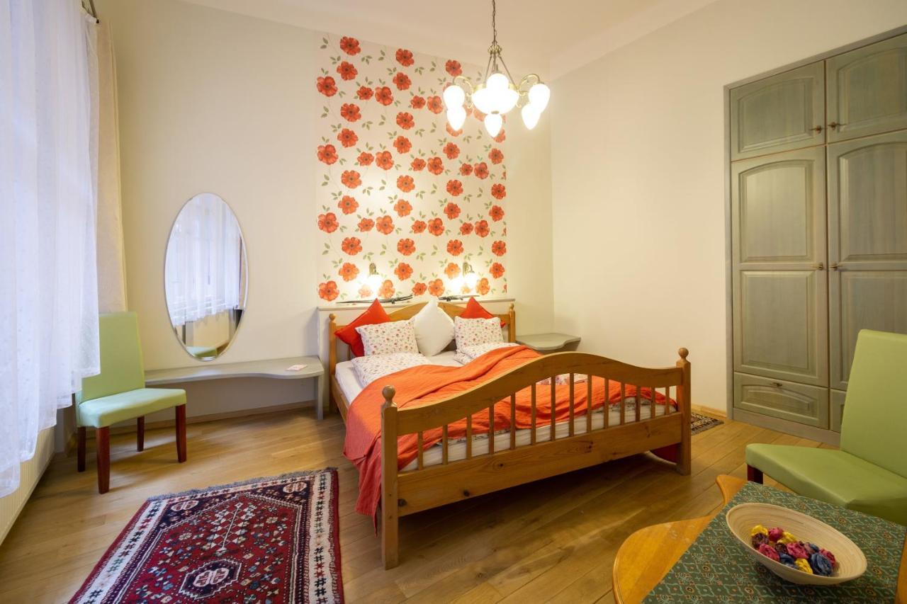 Jewel In Buda Apartment Budapest Bagian luar foto